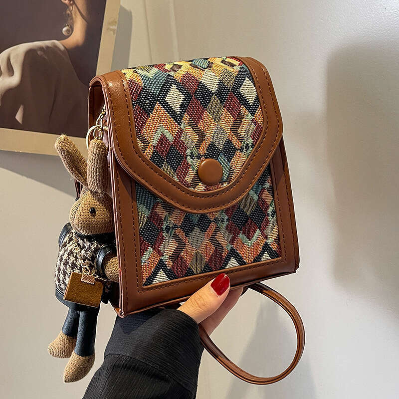 2024 popular high-quality and fashionable vertical crossbody women, Instagram niche single shoulder phone bags, checkered bags for women