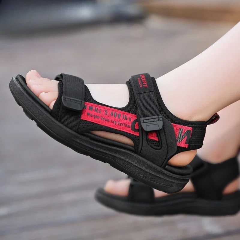 Sneakers Boys and girls outdoor beach shoes childrens anti slip shoes sandals hot selling summer childrens sandals fashionable sports shoes H241221