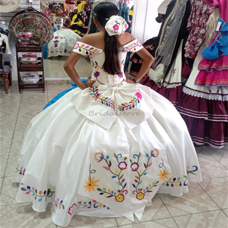 White Mexican Quinceanera Dress Charro Vestido 15 Xv Anos Sweet 16 Dress With Bow Embroidery Flower Birthday Vestio De Novia Vestidos De 15 Anos Xv De