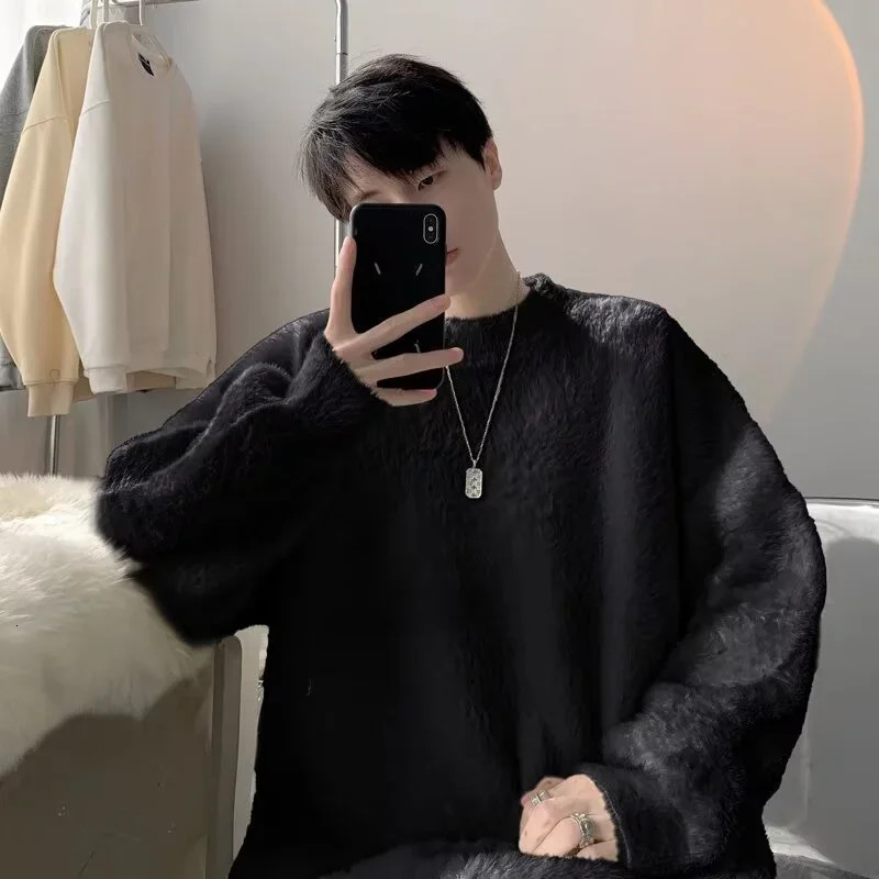 Autumn Mens Solid Fluffy Knitted Sweaters Korean Fashion Loose Warm Pullovers Winter Couples Y2K Vintage Knitwear Jumpers 241220