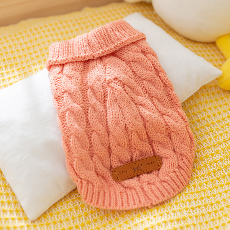 Dog clothes, simple twisted flower knitted sweater, autumn and winter warm clothes, small and medium-sized teddy bears, cat pet clothes
