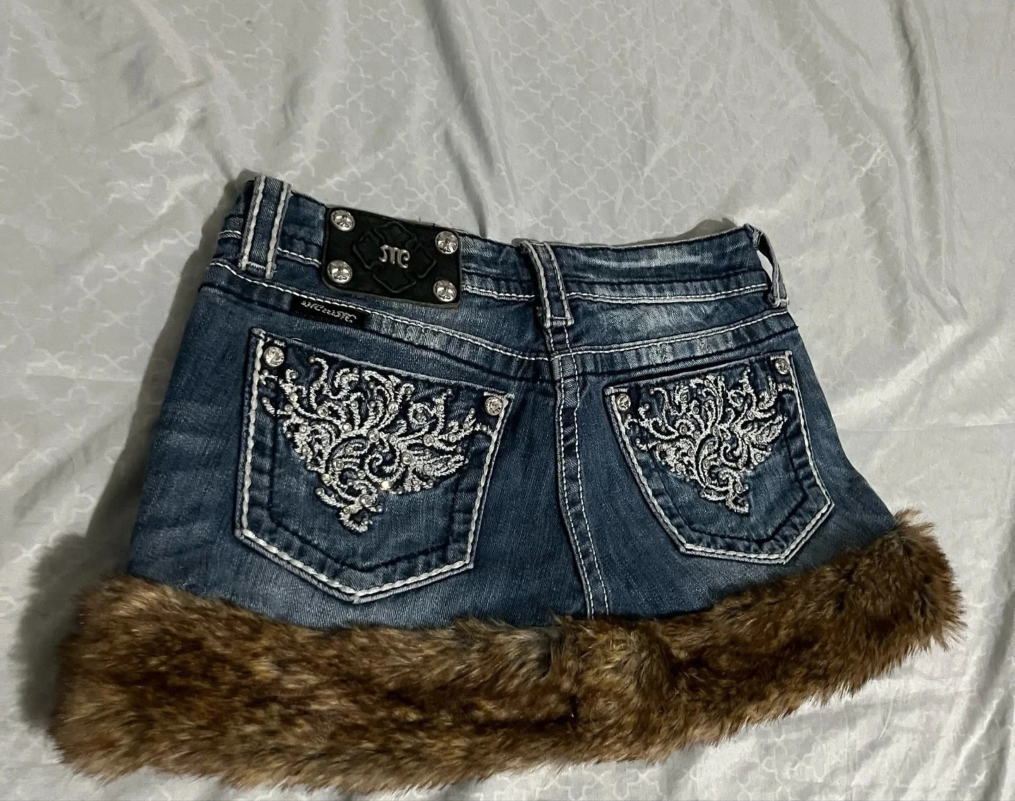 Retro Raw Edge Denim Skirt Y2K Shorts Fashion Casual ed Gothic Light Blue High Waist Sexy Slim Mini 241218