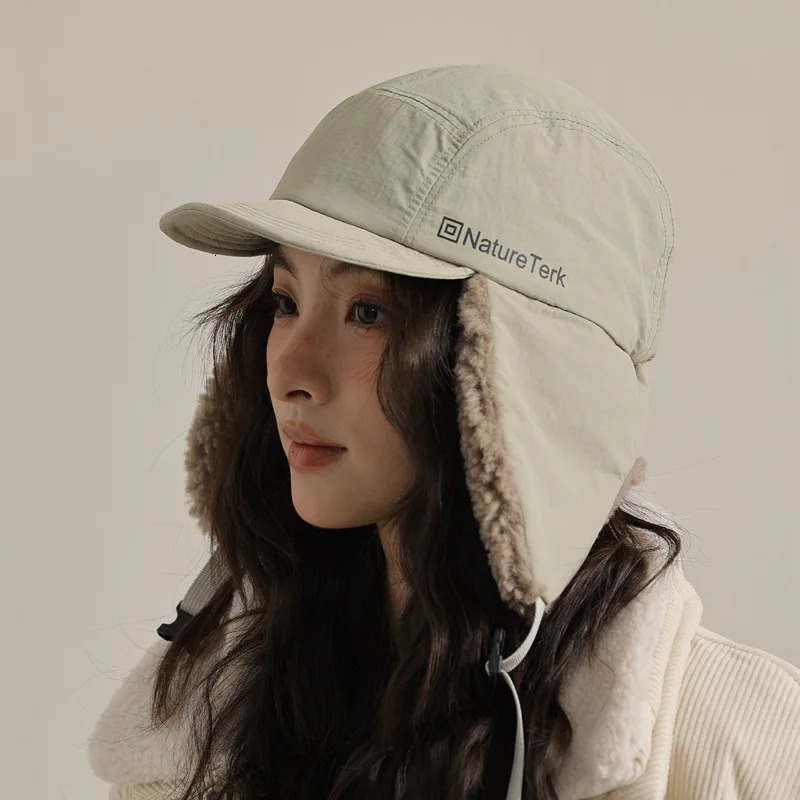 High quality winter letter Lei Feng hat warm outdoor skiing flying hat mens and womens wool outdoor ear protection Russian hat 241220