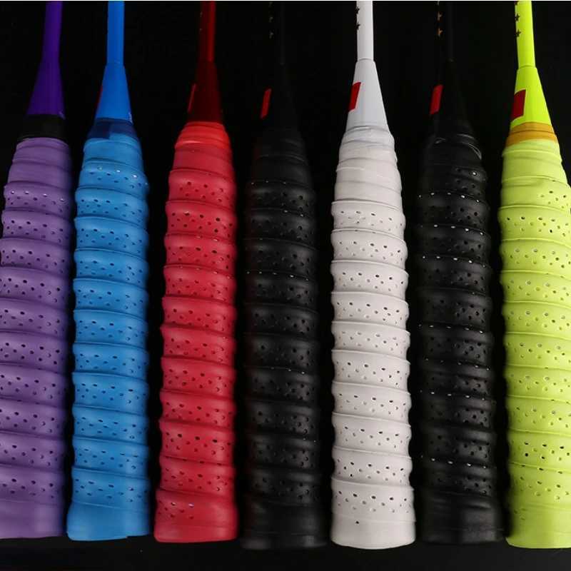 5U professional carbon integrated badminton racket ultra light offensive single shutter racket used for game training weighing up to 32 poundsW241221