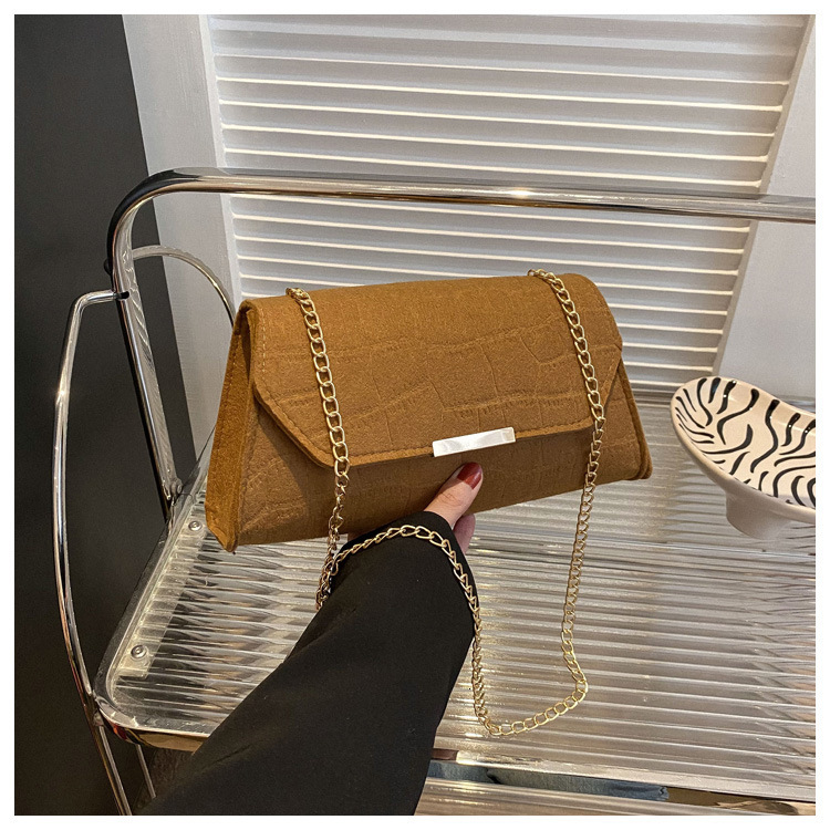 New Fashionable and Simple New Designer Fashion Shoulder Cross body Chain Personalized Shoulder Bag Trendy Crossbody Bag bag
