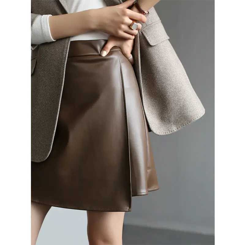 Simplicity Office Lady Autumn Winter Women Solid Zipper Split Korean Fashion Chic High Waist Short Slim A-line PU Leather SkirtXJ241221