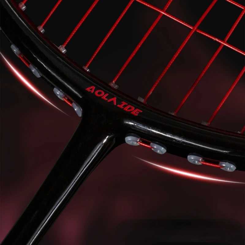 Ultralight 8U 60g Strung Badminton Racket Professional Carbon Badminton Racket 24-32 LBSW241221