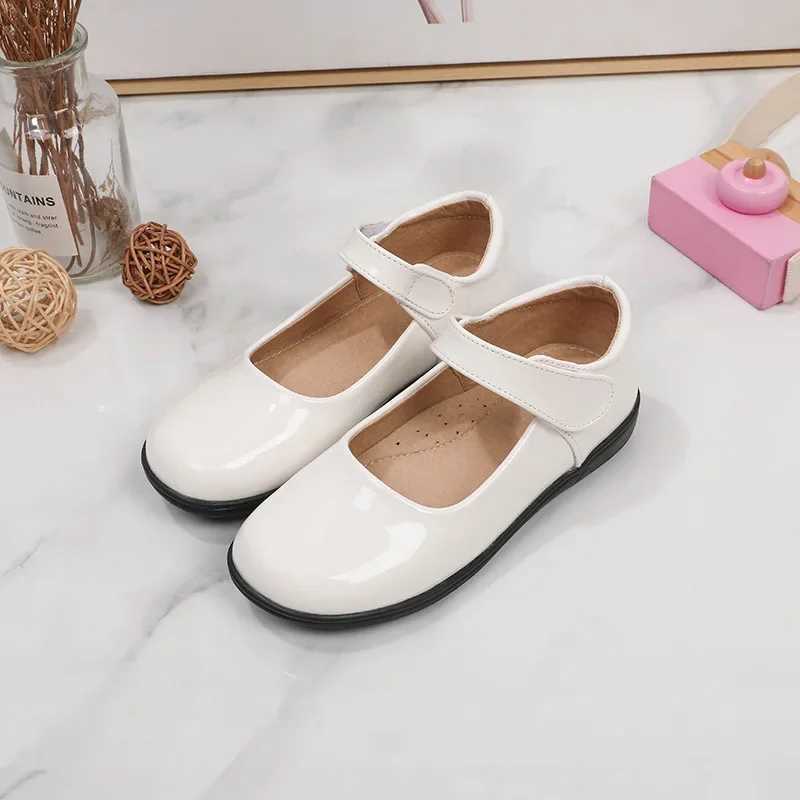 Sneakers New Girls Black Dress Leather Shoes Childrens Wedding Patent Leather Princess Kids Student School Shoe Flat Fashion Rubber H241221