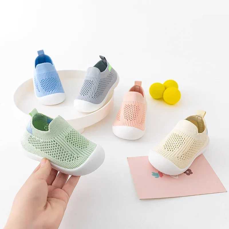 Sneakers Spring Popular New Baby Shoes Mesh Knit Breathable Kid Girls Boys 0-3T Summer Slip-On Casual Sneakers Toddler Non-Skid Prewalker H241221