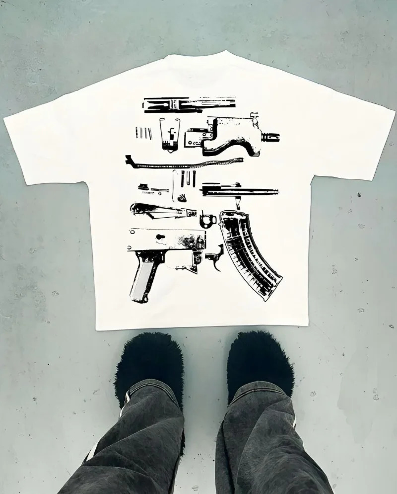 American High Street Fashion Machine Gun Alphabet Print Oversized Tshirt for Men Y2k Harajuku Goth Style Casual Shirt 241217