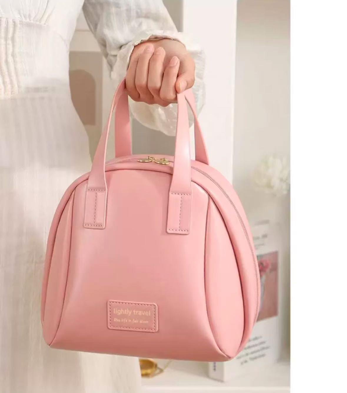 2024 The latest dry and wet separation large capacity makeup bag