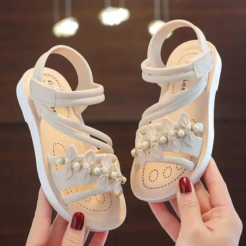 Sneakers 2024Chic Toddler Girls Flower Adorned Open Toe Sandals - Comfy Non-Slip Sole with Easy Hook and Loop Closure for Casual Wear H241221