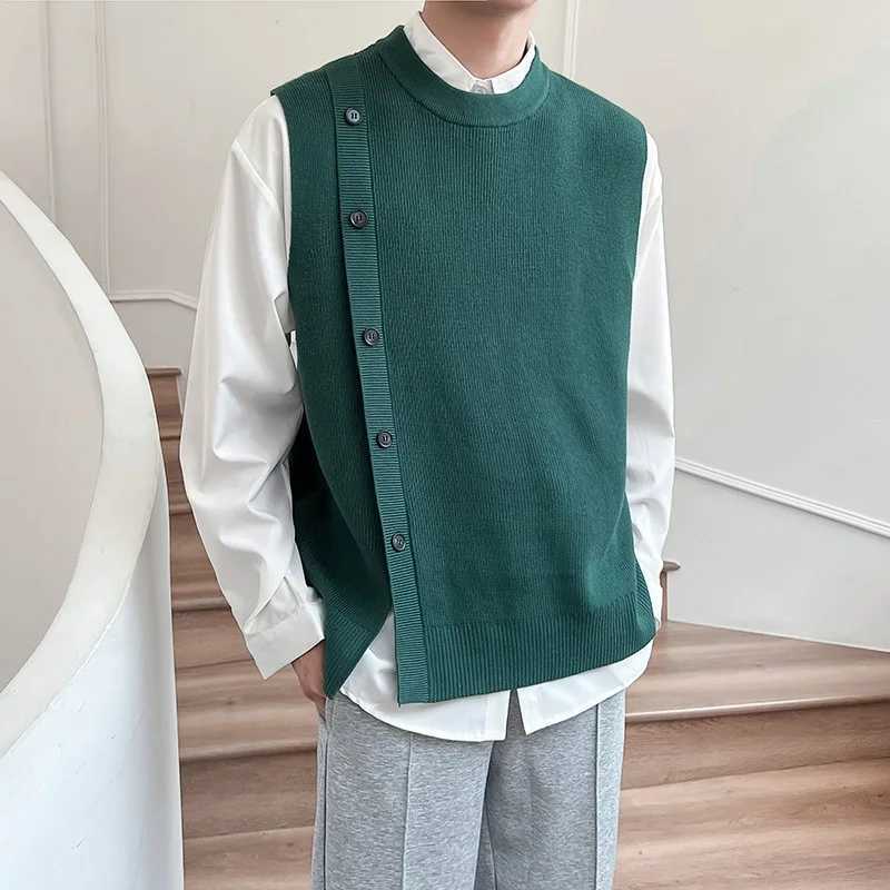 Asymmetric Design Mens knitted Vest Spring and Autumn Sleeveless O-neck Sweater Coat Korean Fashion Tank Tops Male WaistcoatXJ241221