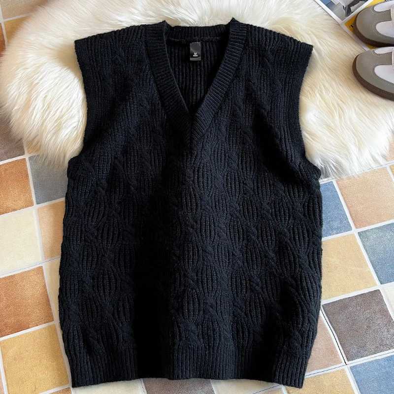 Warm Fashionable Twisted Stripe Mens Sweater High Quality Mens Casual Solid Color Vest Cotton Soft Yarn Fabric V Neck ClothingXJ241221
