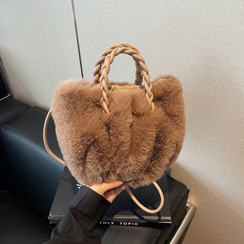 New Wrinkle Cloud Plush Handbag Autumn Winter New Designer Multi leisure functional trend Design Sense Shoulder Crossbody Bag