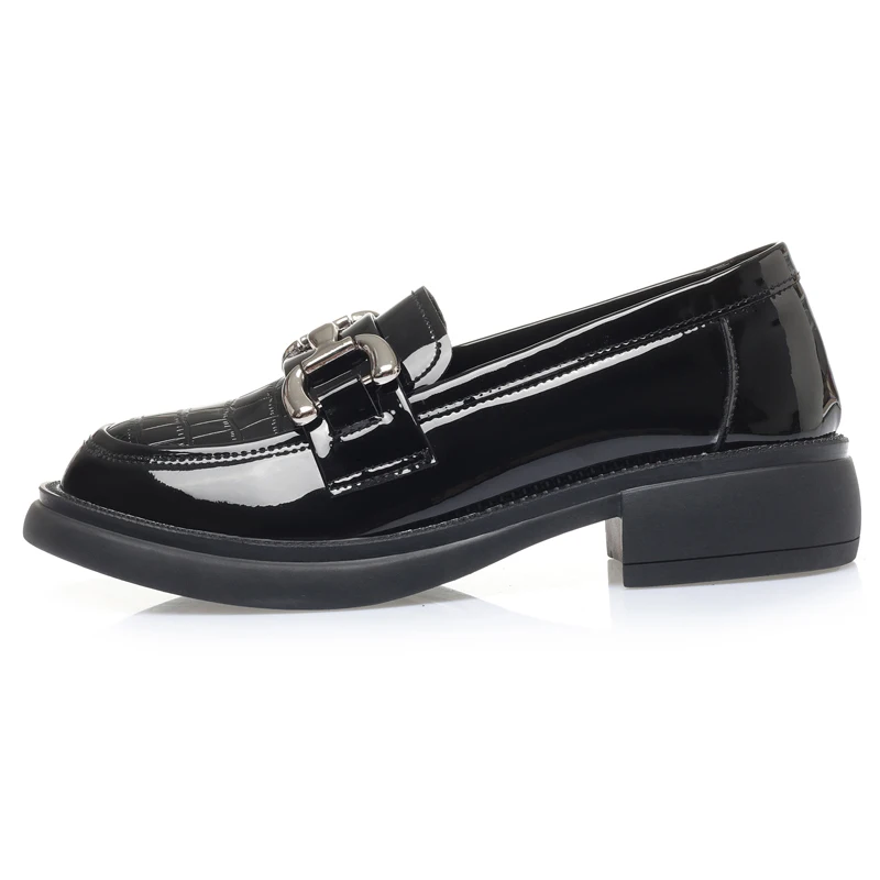 AIYUQI Women's Loafers Spring Round Toe Genuine Leather Ladies Shoes British Style Large Size Slip on Shoes for Women