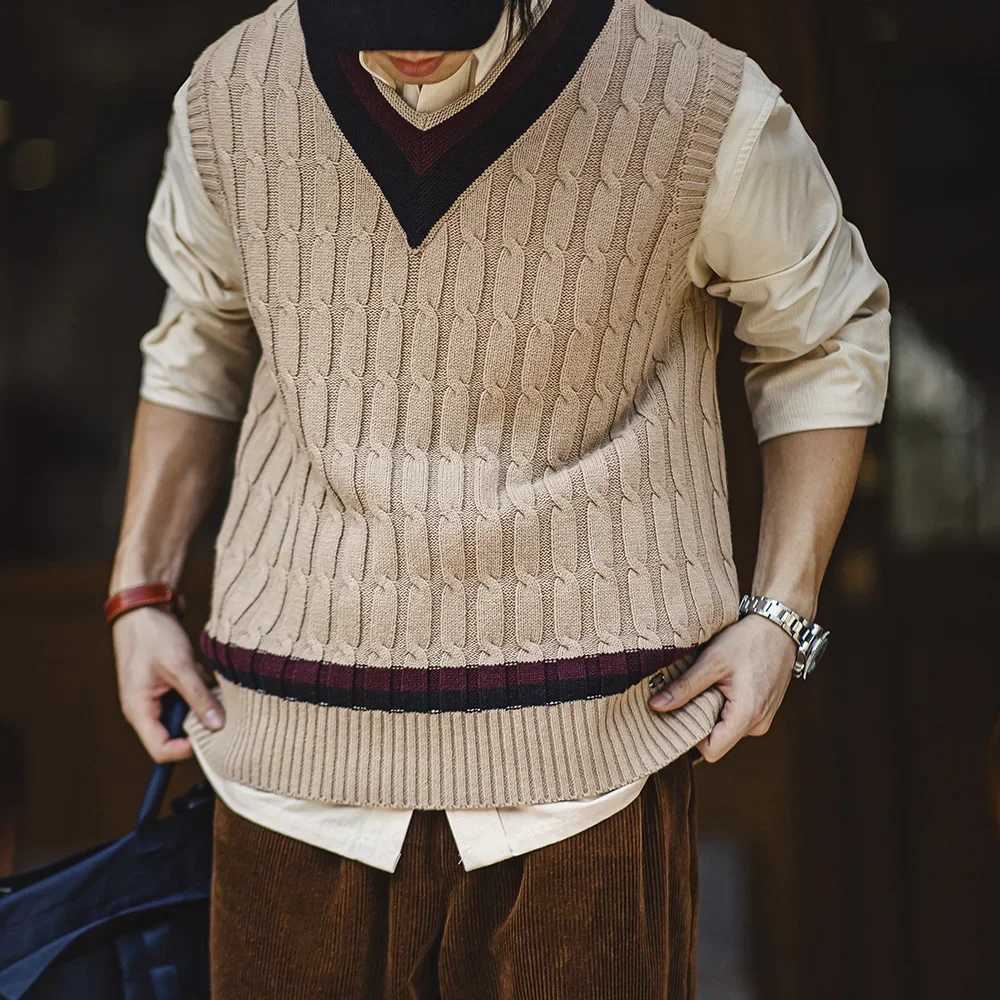 Maden Retro Ivy Knit VNeck Sweaters Vest ColorBlock Sleeveless Classic Versatile Mens Khaki Tops with Preppy Style for AutumnXJ250904