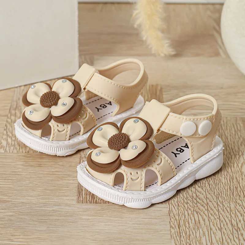Sneakers Trendy Cute Flower Decor Sandals For Baby Girls Breathable Lightweight Sandals For Indoor Outdoor Beach All Seasons H241221