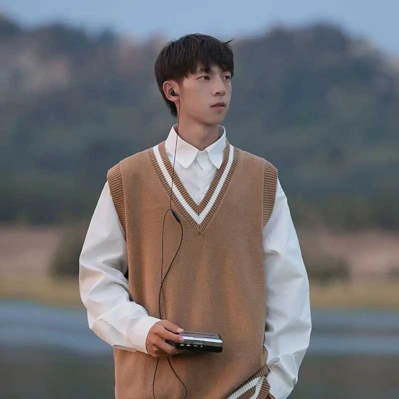 Sleeveless Sweater Vest Men V-neck Patchwork Loose Preppy Students Classic Spring Knitted Jumper Korean Fashion Retro Y145XJ241221