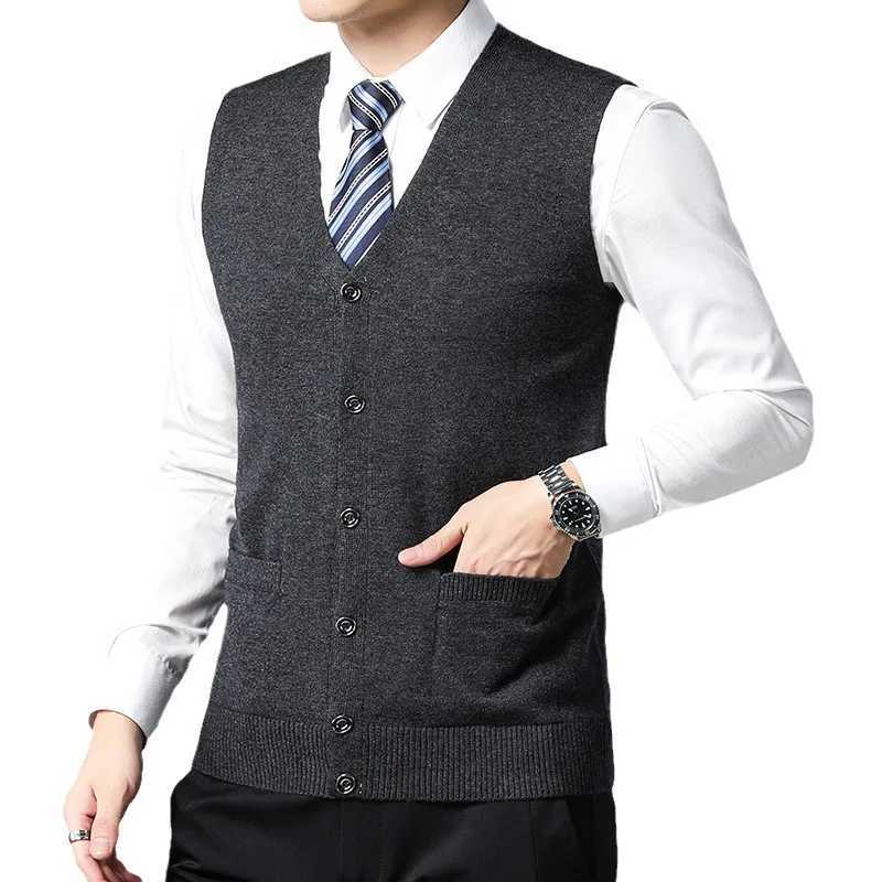 Mens Autumn and Winter Cardigan Vest Youth Leisure Solid Color Pocket Leisure Sleeveless Warm Knit Top VestXJ241221
