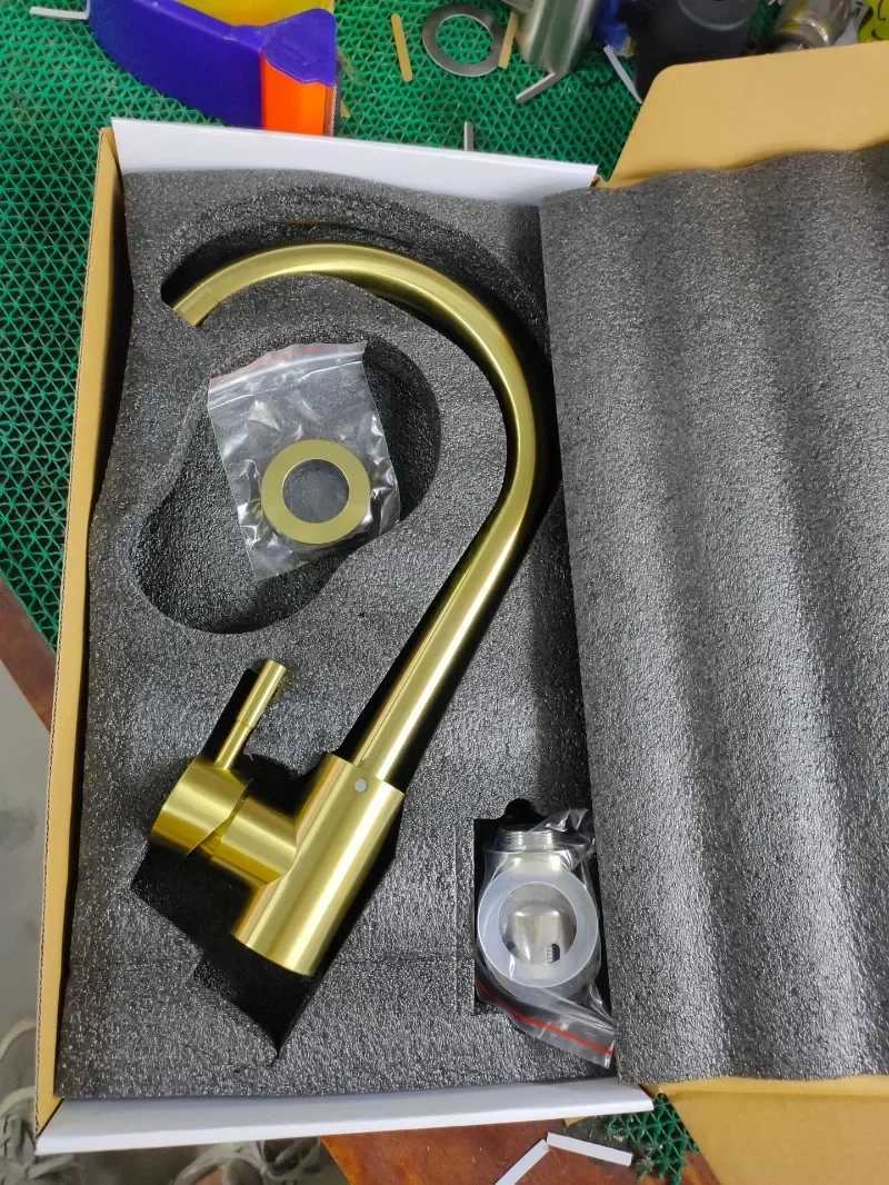 Kitchen Faucets Gold Square Single Handle Sink Faucet Stainless Steel Hot and Cold Deck Mount Water Taps Grifos De Cocina Z241221