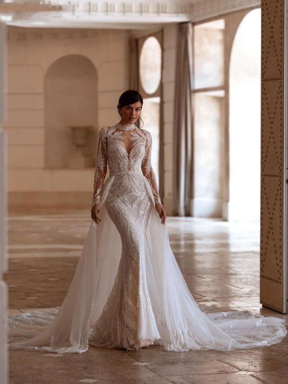 Classic Mermaid Wedding Dresses For Women Jewel Neck Long Sleeves Gown Sequins Appliques Detachable Train Customized Dress