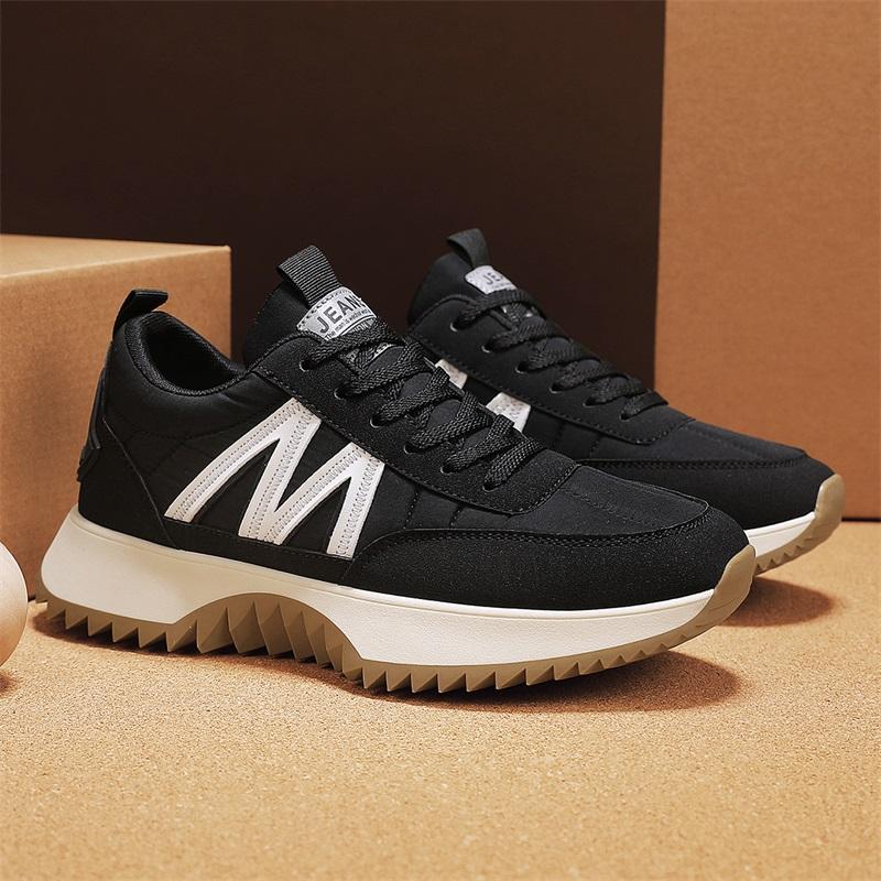 Men Sports Chunky Trendy Running Designer Shoes Thick Sole Anti-slip Triple Black White Beige Free shipping 66