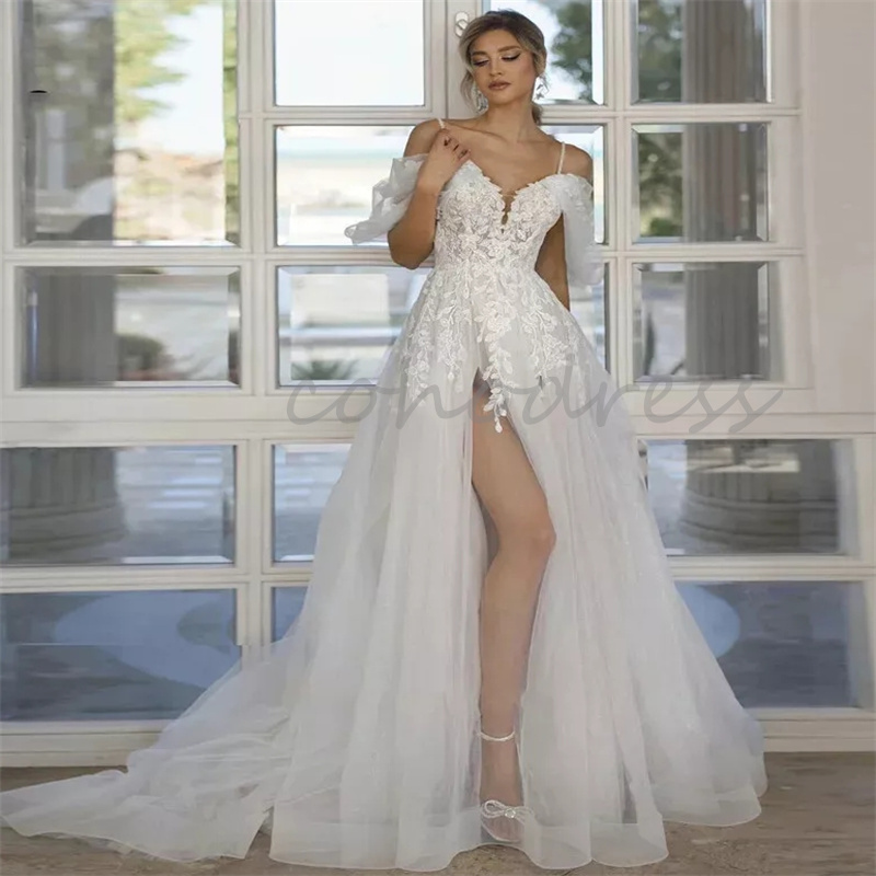 Elvish Boho Wedding Dress With High Slit Spaghetti Straps A Line Tulle Bohemian Bridal Dress Sexy Backless Lace Robe De Mariee 2025 Vestio Novias Celt