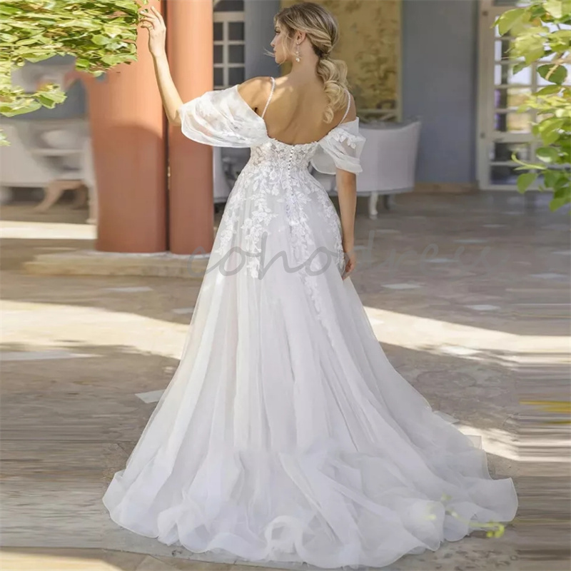 Elvish Boho Wedding Dress With High Slit Spaghetti Straps A Line Tulle Bohemian Bridal Dress Sexy Backless Lace Robe De Mariee 2025 Vestio Novias Celt