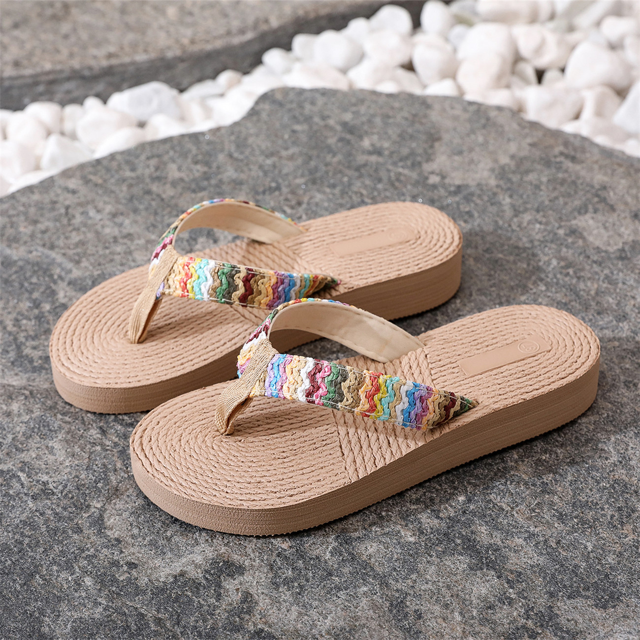 Men's Slippers Comfortable breathable Sandals Fashionable slides Women's Slippers Indoor Breathable Couple Outdoor Leisure Flip Flops 36-41