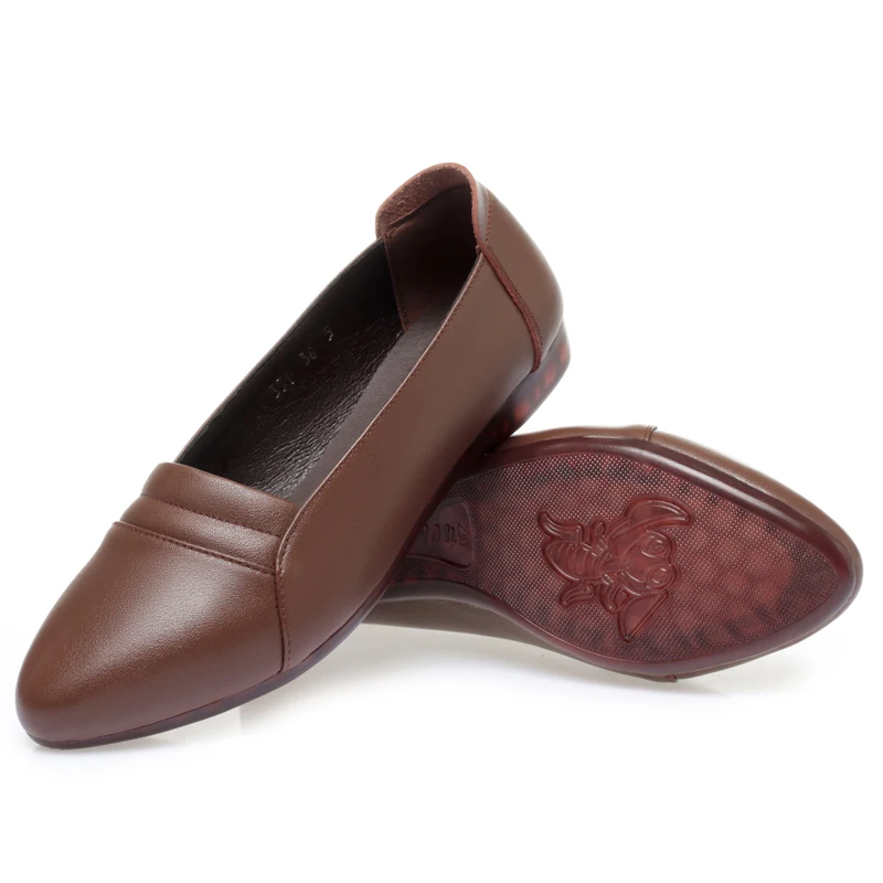 AIYUQI Mom Shoes Genuine Leather Flat Women Spring Shoes Non-slip Shallow Soft Sole Large Size Women's Shoes