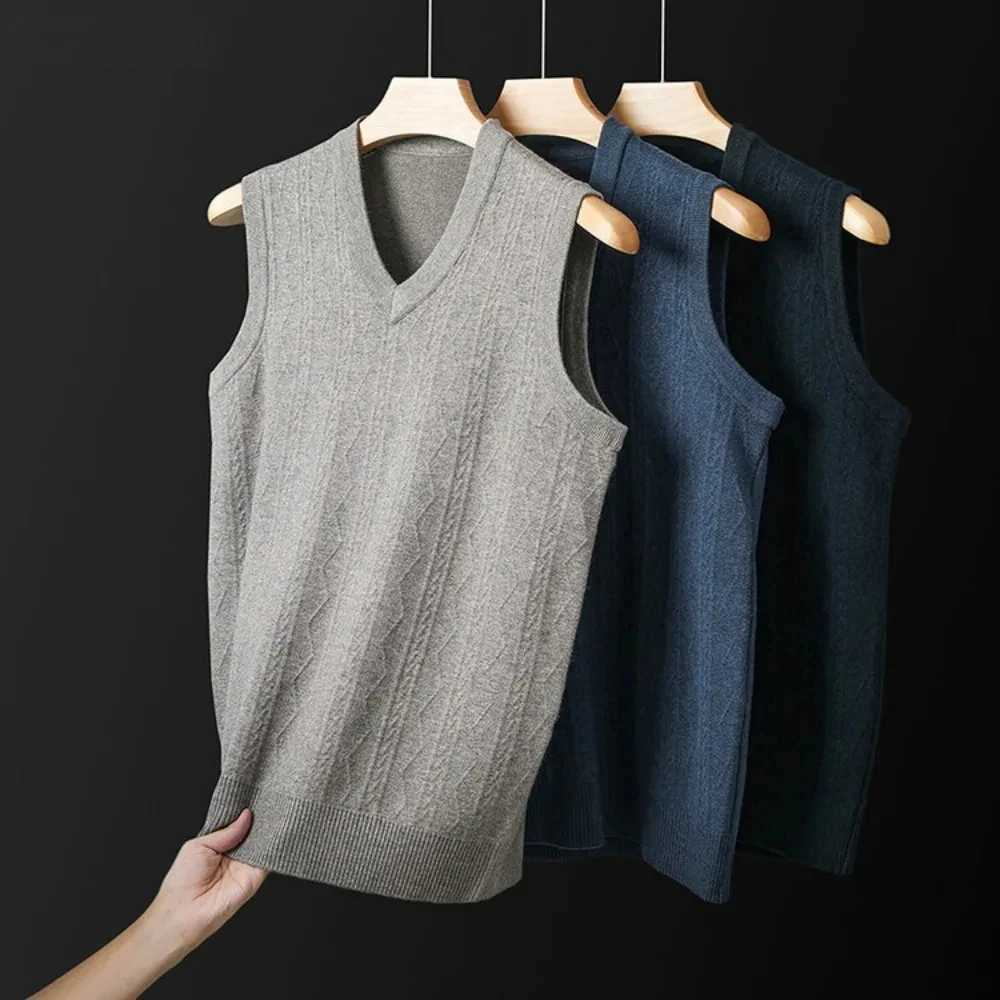 Trend New Mens Business Casual Pullover Wear Warm Sleeveless Wool Knitted Sweater Vest TopsXJ241221