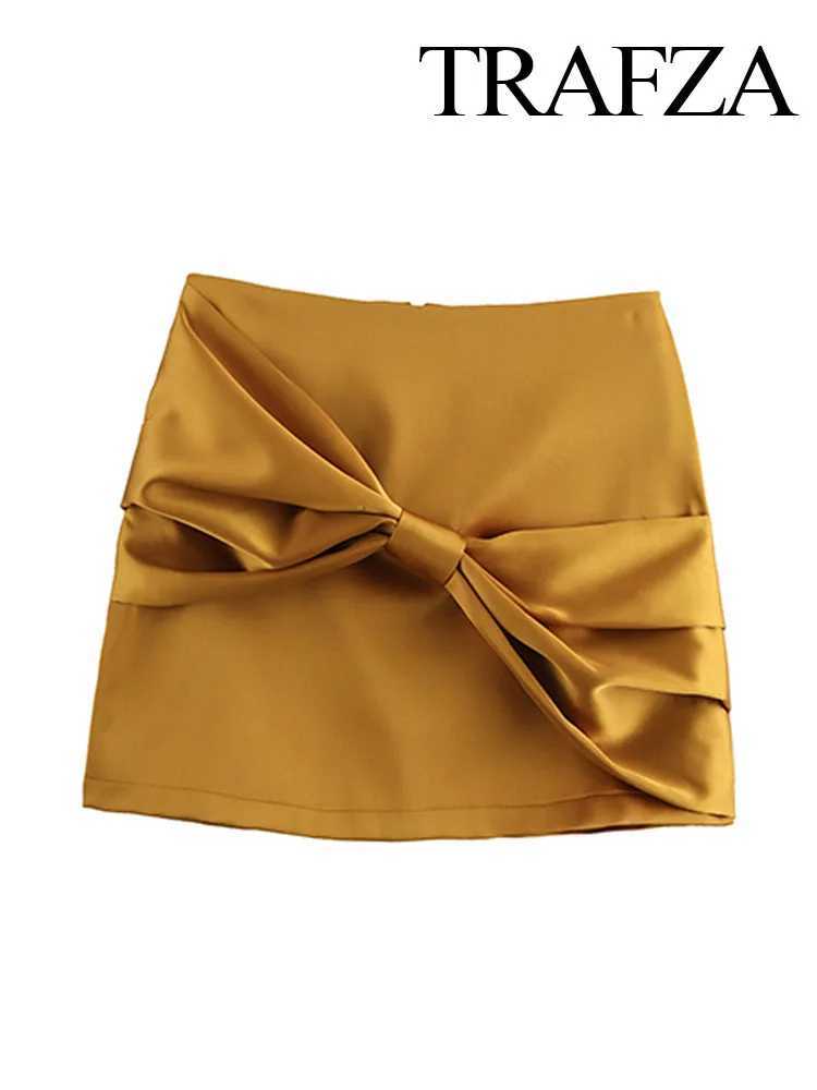TRZA Women Summer New Fashion Short Skirt Solid High Waist Bow Decorate Zipper Skirts Fe High Street Slim Mini SkirtsXJ241221