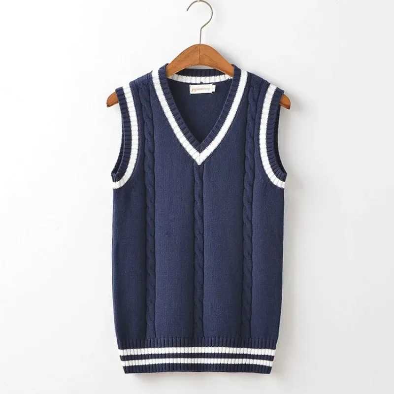 Striped White Knitted Sweaters for Men Blue Sleeveless Man Clothes V Neck Vest Red Waistcoat Jumpers Sweat-shirt Cigaret CottonXJ241221
