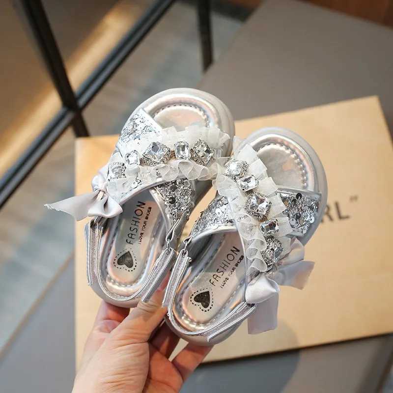 Sneakers Girls Princess Sandals 2024 Summer New Baby Sparkly Rhinestones Bow Shoes Fashion Non-slip Flat Childrens Sandals Slipper H241221