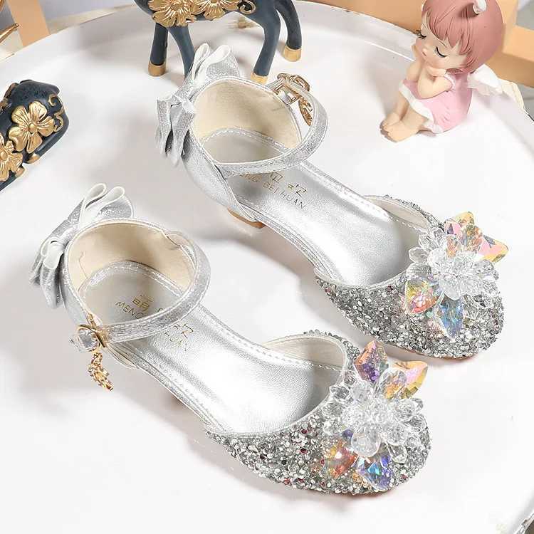 Sneakers Girls Princess Shoes Performance Crystal Shoes Summer Children High Heels Model Walking Show Performance Leather H241221