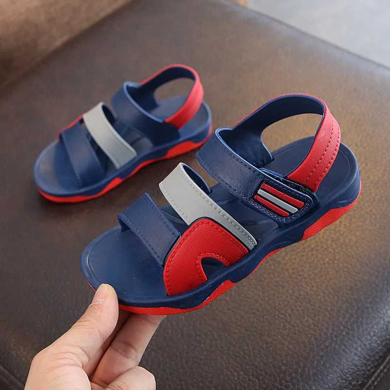 Sneakers Childrens beach sandals student anti slip shoes simple and ordinary boys sandals simple and soft bottom childrens casual shoes H241221