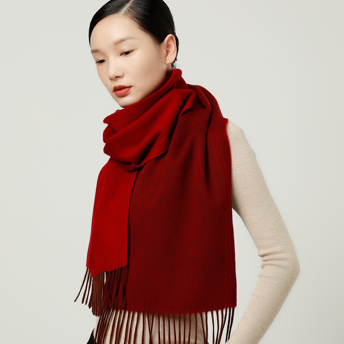 Exquisite fashion two-color British style ladies with warm scarf shawl fabric