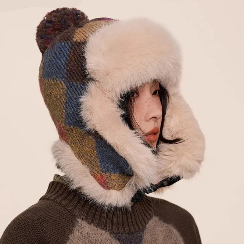Winter plush plain weave ear protector Lei Feng hat fashionable men and women outdoor cycling windproof and warm Russian hat 241220