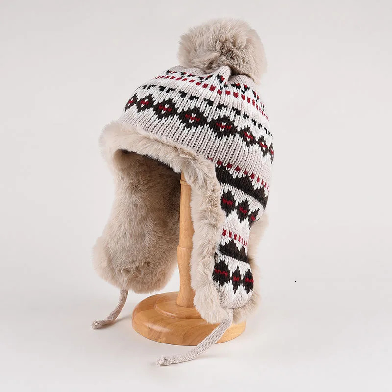 Fashionable retro Lei Feng hat womens warm autumn and winter plush windproof Versatile Ear Protection knitted hat ski hat 241220