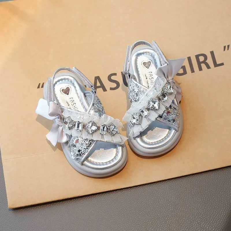 Sneakers Girls Princess Sandals 2024 Summer New Baby Sparkly Rhinestones Bow Shoes Fashion Non-slip Flat Childrens Sandals Slipper H241221