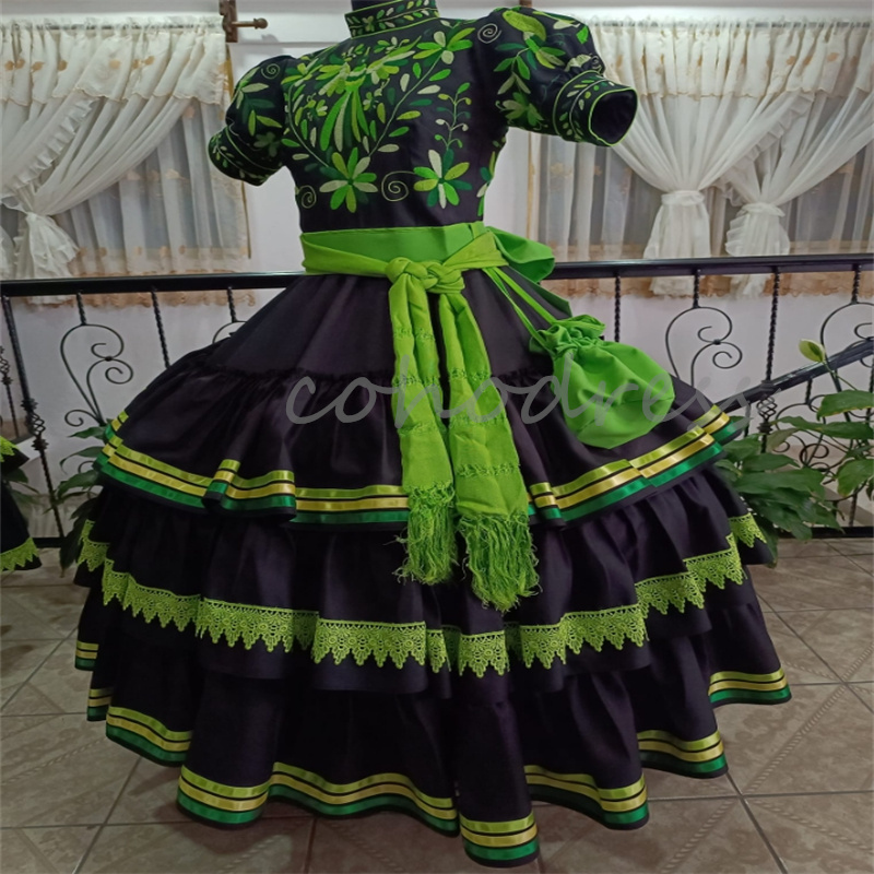 Mexican Black And Green Quinceanera Dresses Short Sleeve Charro Embroider Birthday Party Gown With Bow Vestidos De 15 Anos Xv Debutante Halloween Cosp