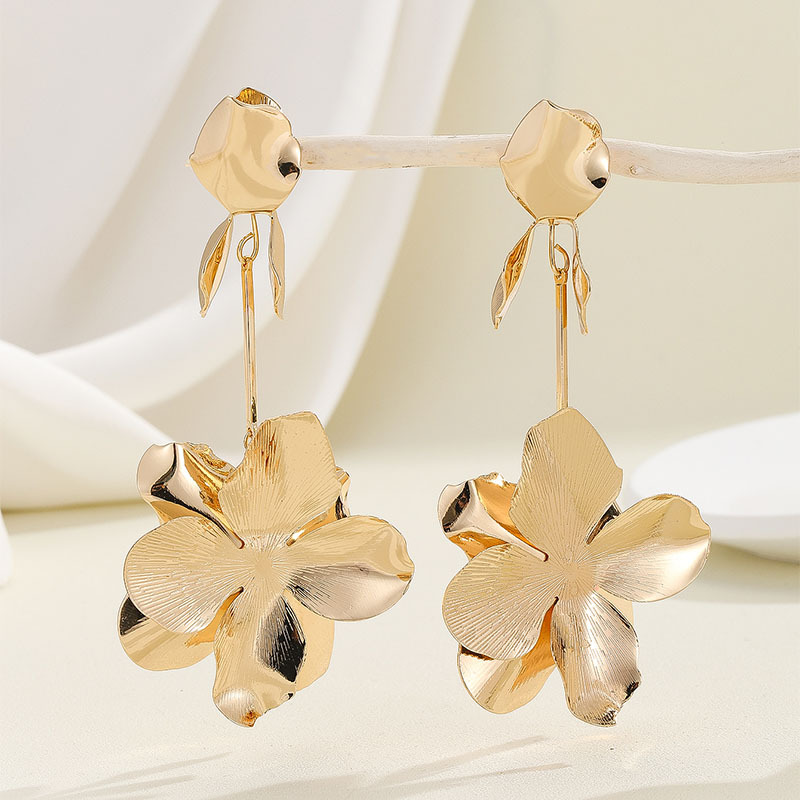 Bohemian Style Multi-Tiered Floral Drop Earrings with Unique Tassel Details