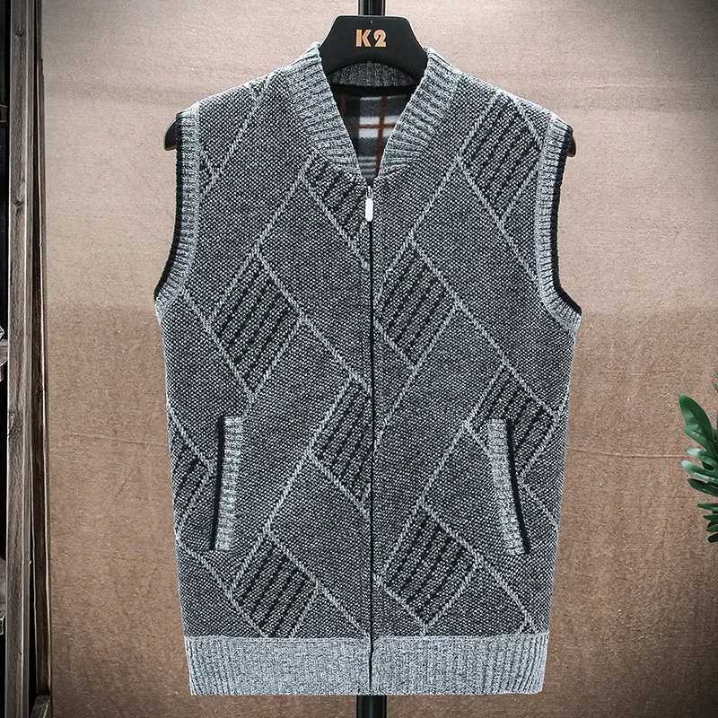 Mens Sweater Autumn/winter Leggings Vest and Velvet Jacket Knit Zipper Cardigan Vest Thread JacketXJ241221