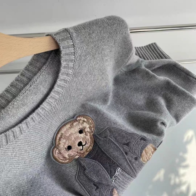 Designer's Spring New Cashmere Hoodie Fashionable and Casual Loose Round Neck Knitted Bear Women's Sweater