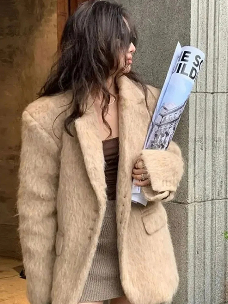 Retro Woolen Button Suit Coats Women Casual Loose Turndown Collar Gray Coat Lady Autumn Winter Classic Elegant Street Outwear 241216