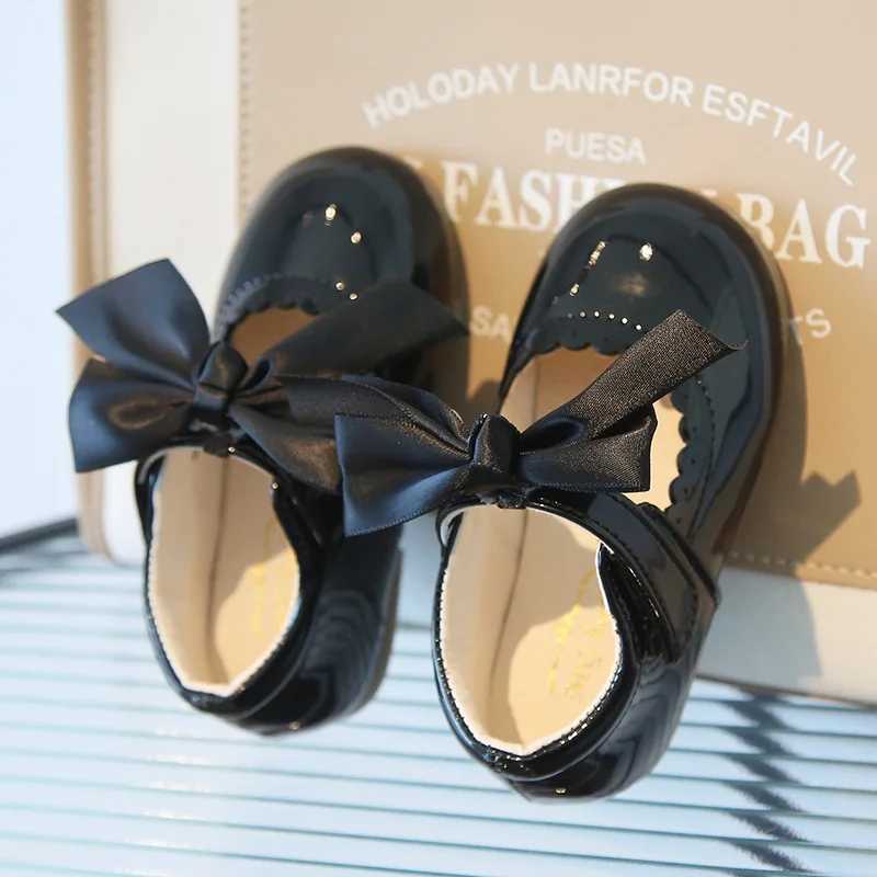 Sneakers New Children Shoes Girls Leather Cute Bow Princess Shoes Program Performance Stage Walk Props Shoes Kids Party Ceremonial Shoes H241221