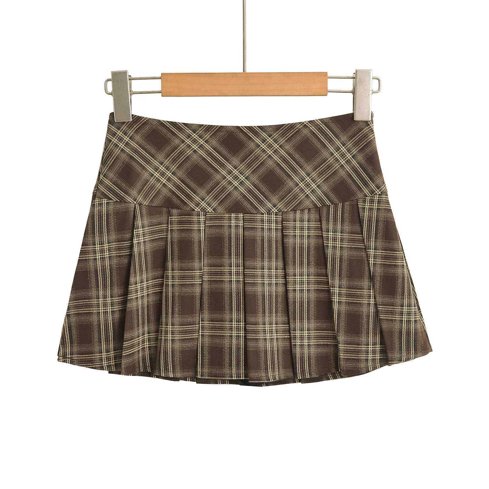 Mini Skirts For Woman Korean Fashion Red Plaid Skirts Women Y2k Clothes Cute Short Skirts Harajuku Vintage Pleated Skirts PreppyXJ241221