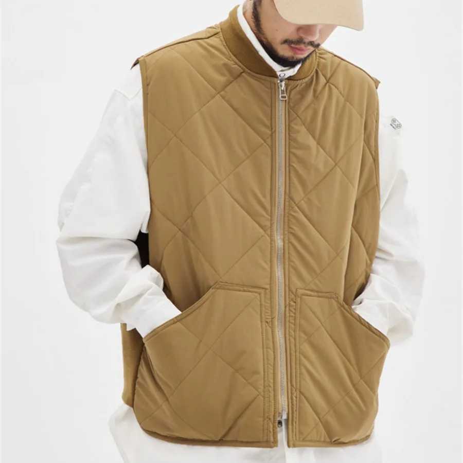 Mens Autumn Winter Warm Vest Sleeveless Jacket Cotton Padded Waistcoat Cargo Work Wear Male Clothes Rhomboid Coat StreetwearXJ241221