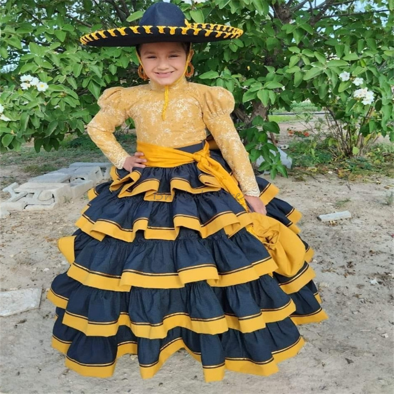 Elegant Mexican Gold Flower Girls Dress A Line Long Sleeve Lace Princess Birthday Dress Mariachi Kids Pageant Party First Holy Communion Dress Caramuz